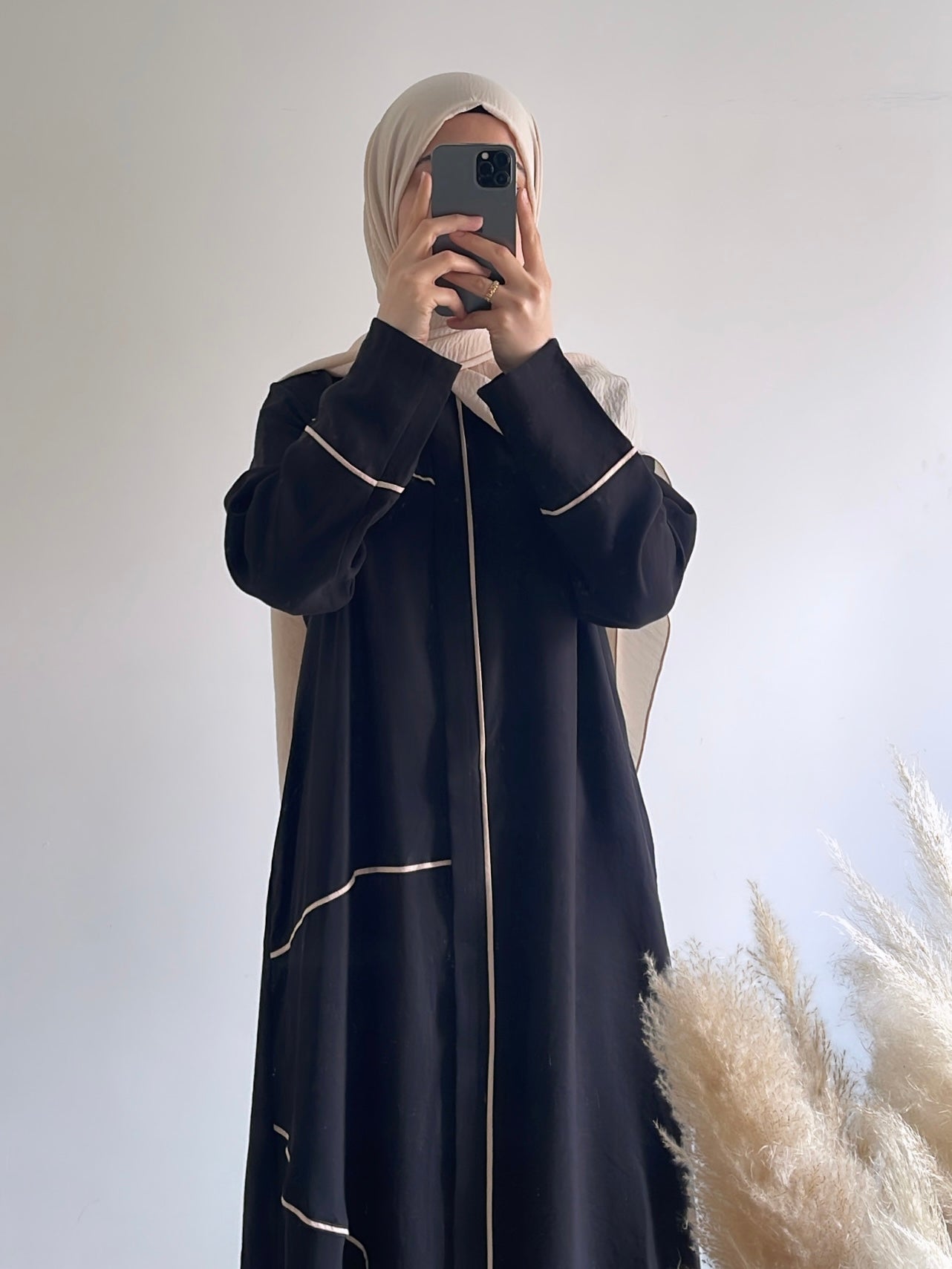 De Ayah Abaya