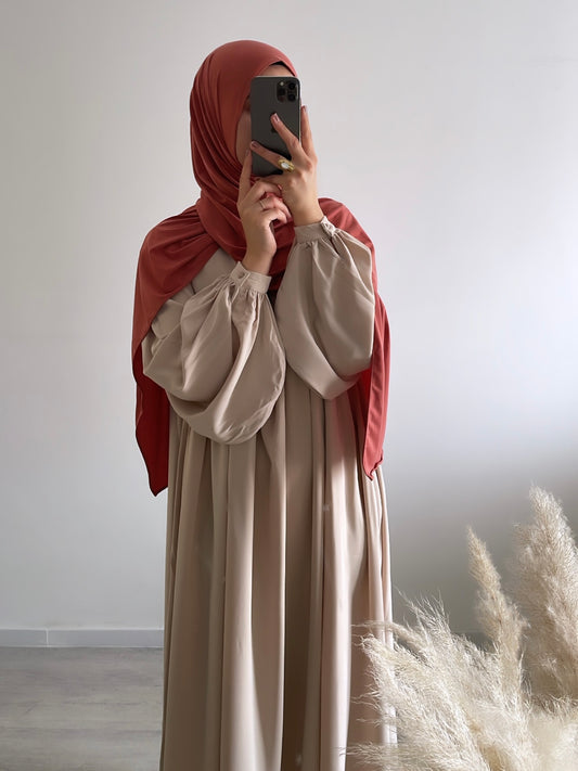 De Lara Abaya