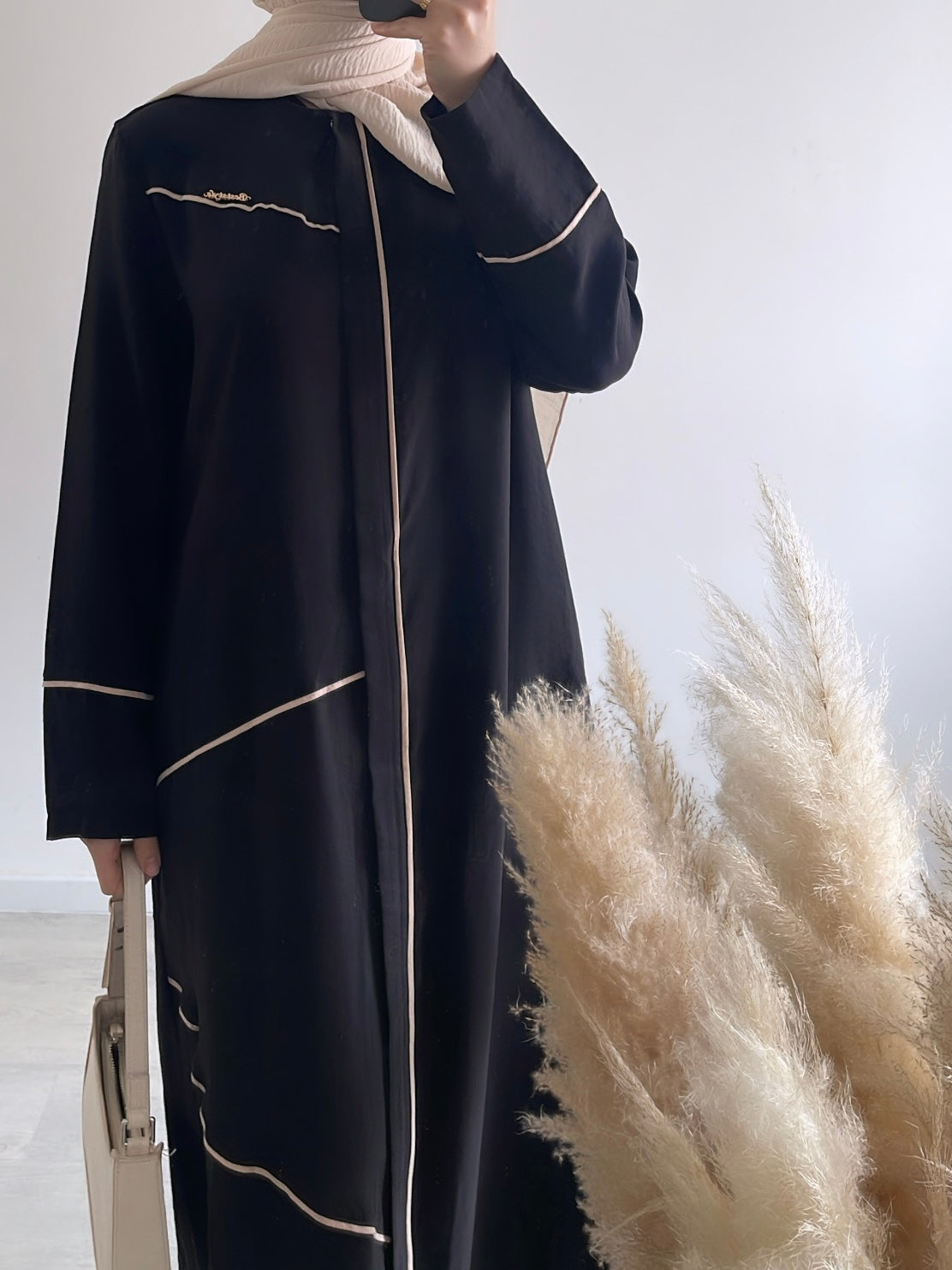 De Ayah Abaya
