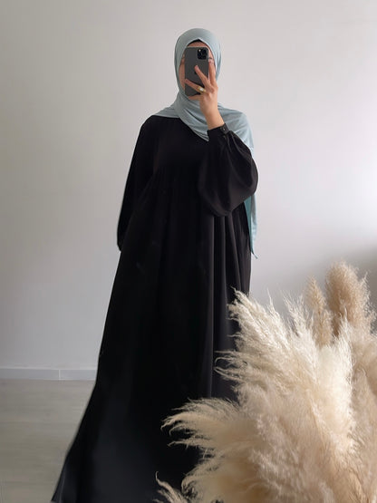 De Lara Abaya